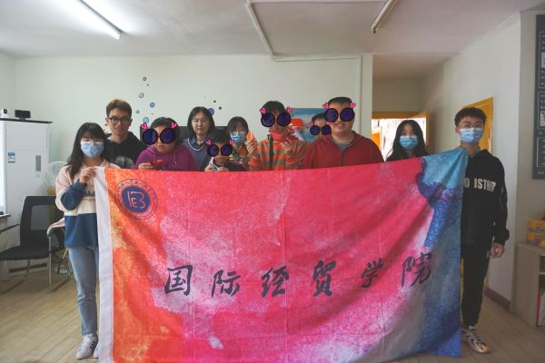 小红船、帆船、巍巍巨轮，沙巴体育
学子扬“帆”启航，五四青春再出发